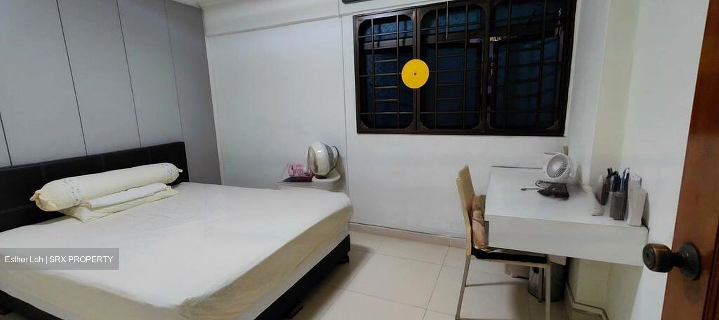 Blk 211 Jurong East Street 21 (Jurong East), HDB 4 Rooms #485906881